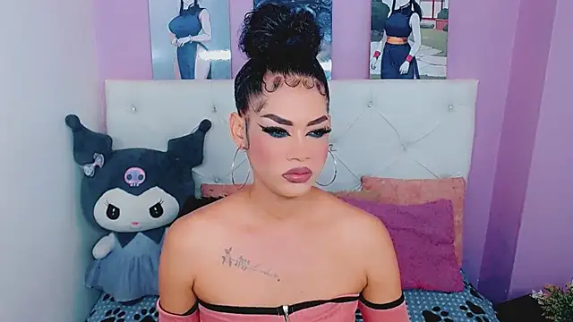 Snapshot of Amanda_bigx chatting on June 4, 2026, 5:13 am Amanda bigx online show from June 4, 2026, 5:13 am