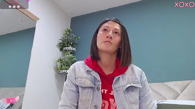 SharisWillian online show from October 9, 2025, 4:10 am