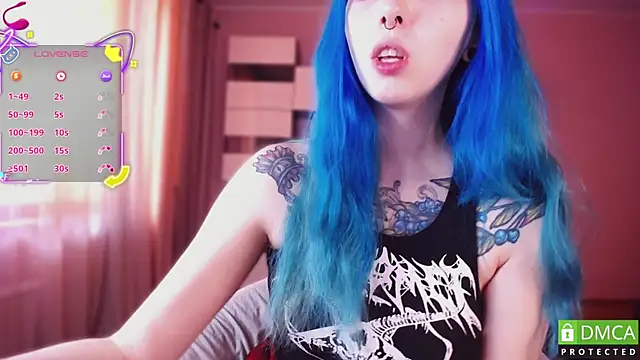 JustMeowGirl online show from September 12, 2025, 4:01 am