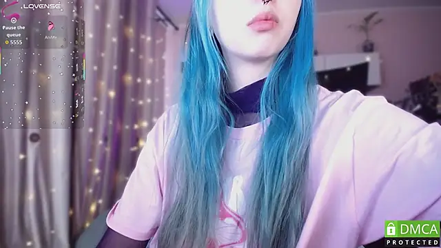 JustMeowGirl online show from February 9, 2026, 4:16 am