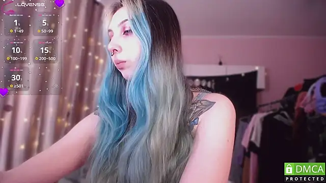 JustMeowGirl online show from March 27, 2026, 4:40 am