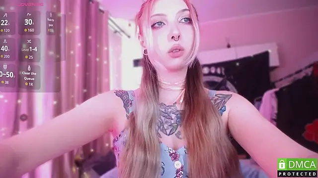 JustMeowGirl online show from June 14, 2026, 5:42 am