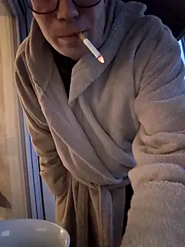 Schnubby1 online show from February 16, 2026, 4:47 pm