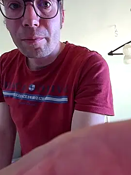 Snapshot of Schnubby1 chatting on April 28, 2026, 12:54 pm Schnubby1 online show from April 28, 2026, 12:54 pm