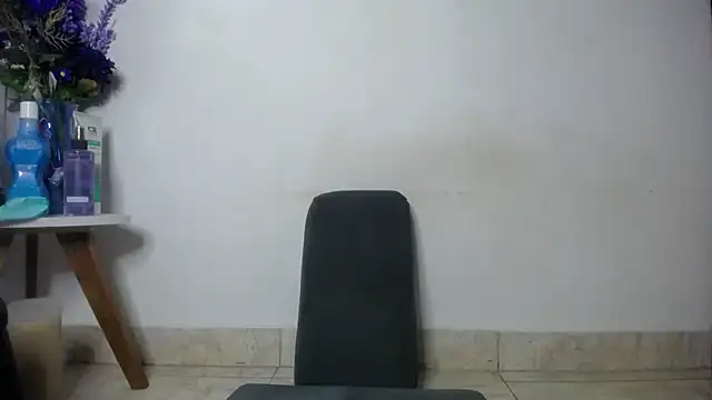 Eros Smit online show from December 1, 2025, 6:02 pm