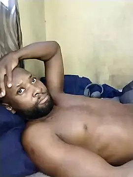 Snapshot of Stallion100 chatting on December 8, 2024, 10:19 am Stallion100 online show from December 8, 2024, 10:19 am