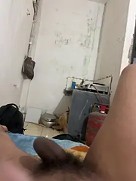 ravirishi1122 online show from April 15, 2026, 10:10 pm