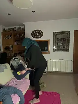 Kamaleonix online show from March 22, 2025, 10:48 pm