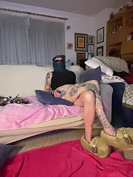 Kamaleonix online show from March 23, 2025, 2:04 am