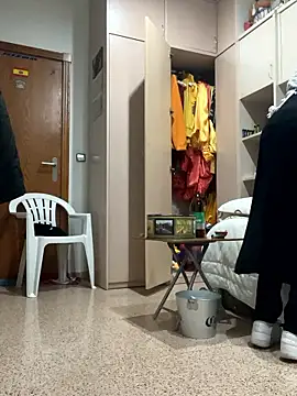 Kamaleonix online show from April 2, 2026, 8:50 pm