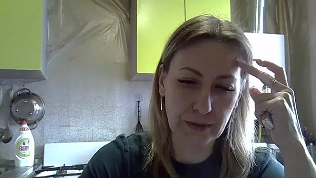 AshleyXHoney online show from March 3, 2026, 8:09 am