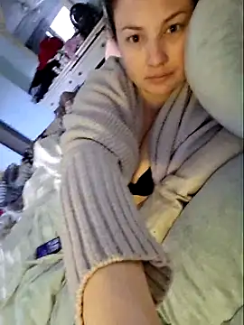 MilfyMrsRobinson online show from March 4, 2025, 12:12 pm