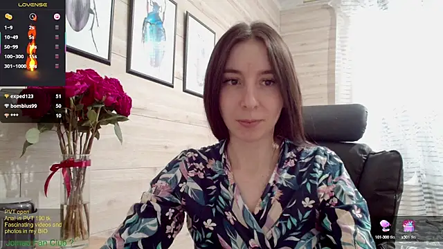 Wowpornoo online show from March 15, 2025, 9:19 am