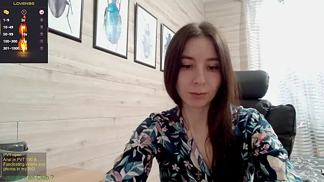 Wowpornoo online show from March 19, 2025, 8:34 am