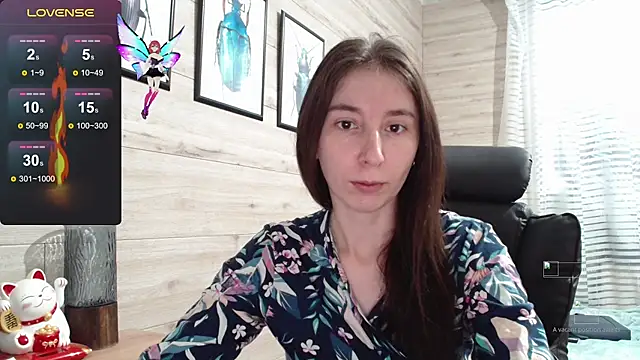 Wowpornoo online show from October 3, 2025, 8:44 am