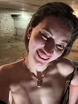 MooonReal online show from February 7, 2025, 10:30 pm