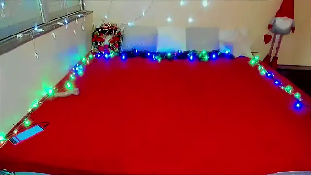 Snapshot of LizaSenri chatting on December 11, 2024, 7:31 am LizaSenri online show from December 11, 2024, 7:31 am