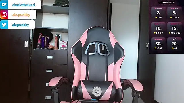 charlotbelucci  online show from November 24, 2025, 12:05 pm