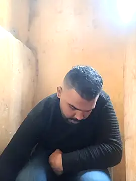 ListedLoin online show from January 22, 2025, 2:35 pm