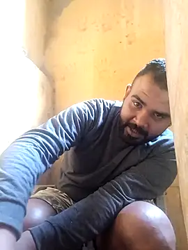 ListedLoin online show from February 3, 2025, 2:55 pm