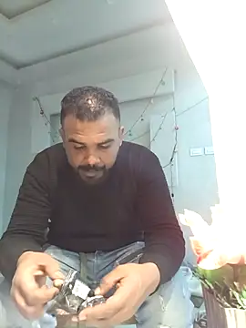 ListedLoin online show from March 6, 2025, 9:47 am