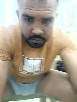 ListedLoin online show from March 11, 2025, 5:35 pm