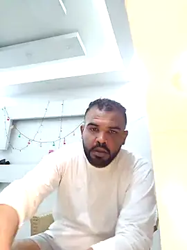 ListedLoin online show from March 19, 2025, 11:06 am