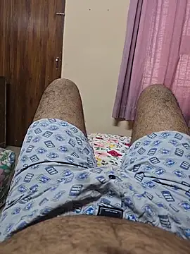 Snapshot of Loveboycurvy chatting on May 4, 2026, 8:54 am Loveboycurvy online show from May 4, 2026, 8:54 am