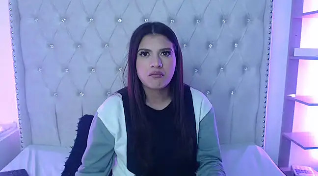 Abril Squirt online show from March 20, 2025, 7:47 am