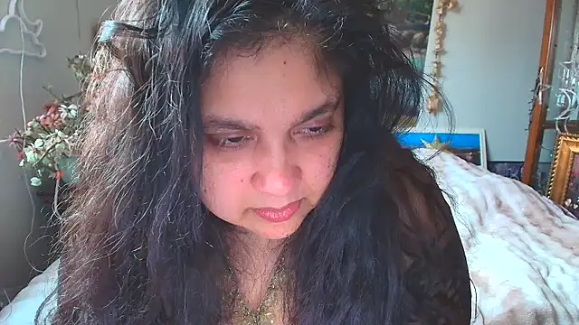 MelanieFawker online show from March 12, 2025, 8:31 pm