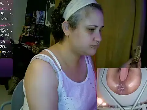 Snapshot of lolalicious_758 chatting on May 25, 2026, 2:50 am lolalicious 758 online show from May 25, 2026, 2:50 am