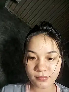 Ngoc-Trinh online show from April 25, 2026, 5:10 pm