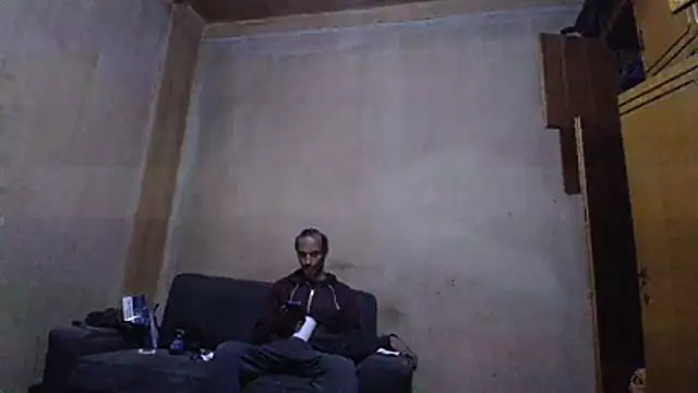 Snapshot of tomeliviathan chatting on January 9, 2026, 5:26 pm tomeliviathan online show from January 9, 2026, 5:26 pm