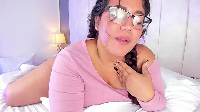 MelissaKarterrs online show from February 7, 2025, 6:13 pm