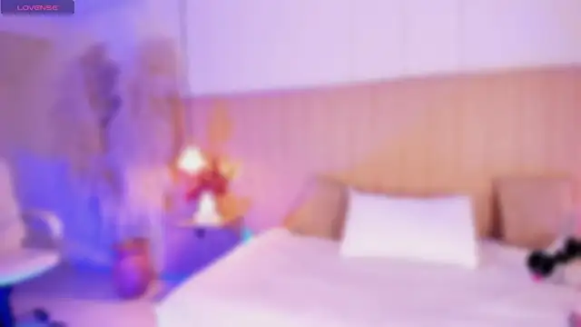 MelissaKarterrs online show from March 26, 2026, 12:00 pm