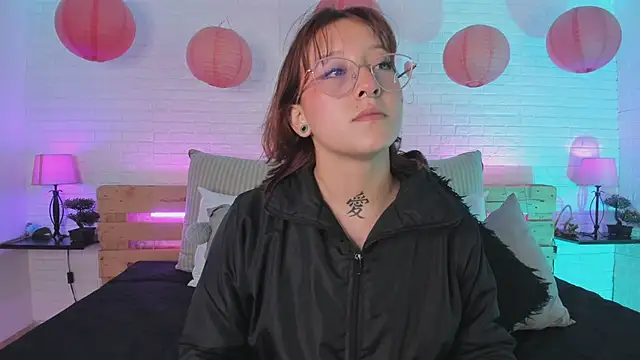 sofi bakerr online show from February 22, 2025, 11:35 am