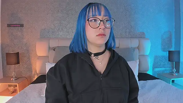 sofi bakerr online show from September 25, 2025, 11:36 am