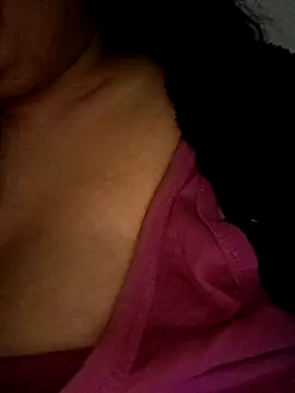 sarahhh1987 online show from October 5, 2025, 4:49 pm