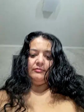 sarahhh1987 online show from November 29, 2025, 6:38 am