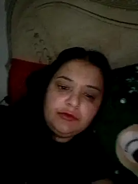 sarahhh1987 online show from December 15, 2025, 5:23 am