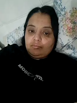 sarahhh1987 online show from March 15, 2026, 7:31 pm