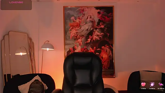 ViolettHansson online show from March 31, 2026, 6:30 pm