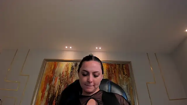 Snapshot of AliceHarper_ chatting on October 2, 2025, 6:59 pm AliceHarper online show from October 2, 2025, 6:59 pm