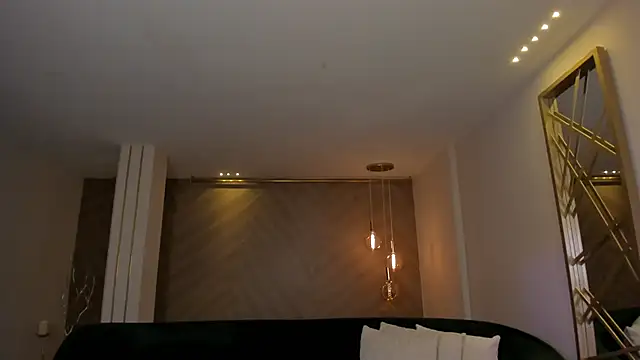 Snapshot of AliceHarper_ chatting on October 18, 2025, 11:55 am AliceHarper online show from October 18, 2025, 11:55 am