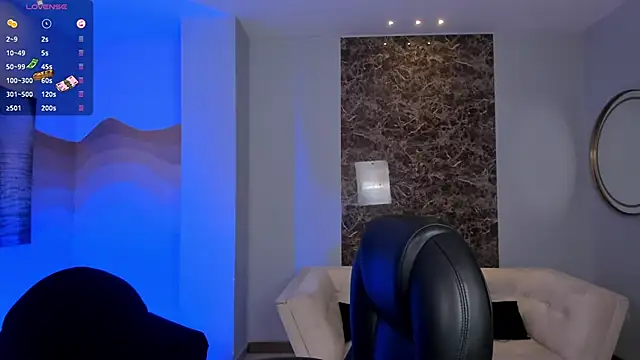 Snapshot of AliceHarper_ chatting on November 7, 2025, 6:52 pm AliceHarper online show from November 7, 2025, 6:52 pm