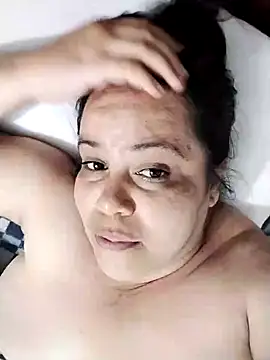 lunanataly online show from November 24, 2025, 12:43 am