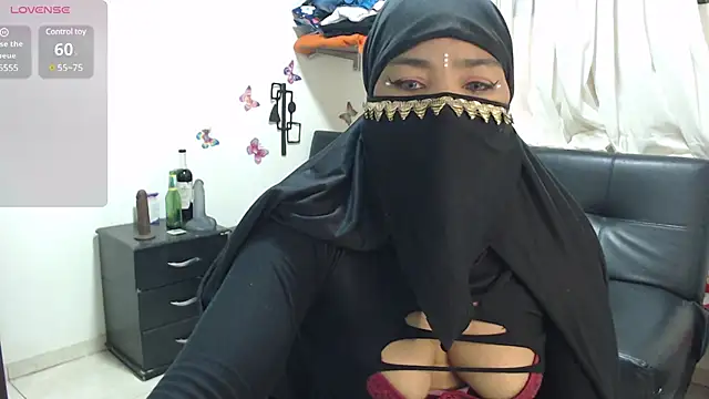 Aaliyah brown online show from January 25, 2025, 8:10 am