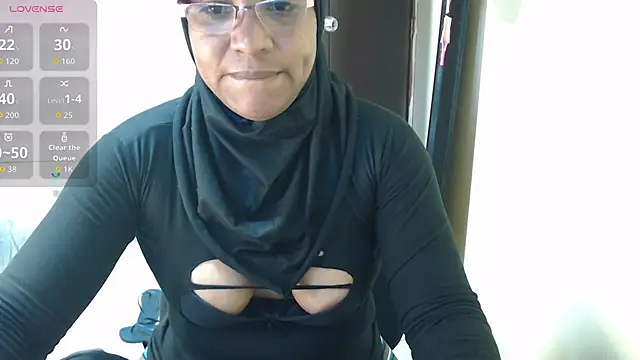 Aaliyah brown online show from November 26, 2025, 12:28 pm