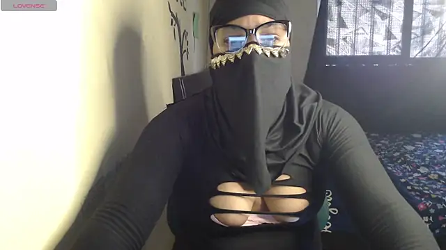 Aaliyah brown online show from March 19, 2026, 12:53 pm