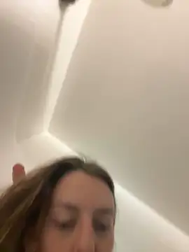 jungleangel online show from February 28, 2025, 5:59 pm